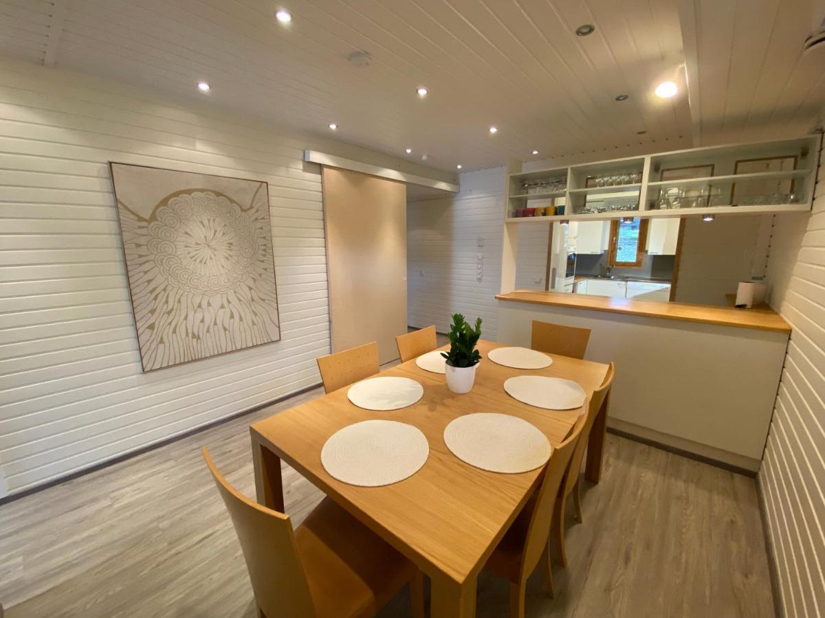 Villa Scandi House *