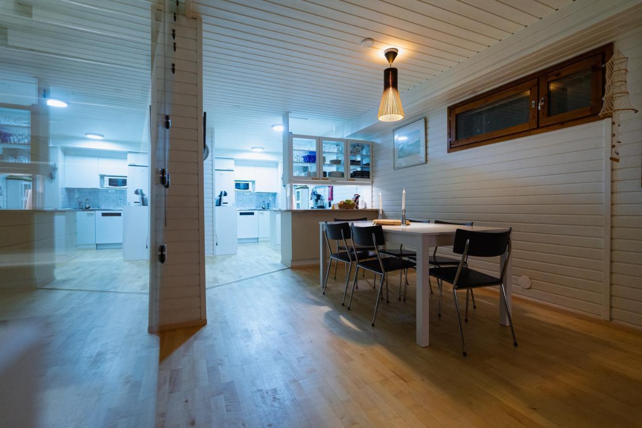 Villa Scandi House *
